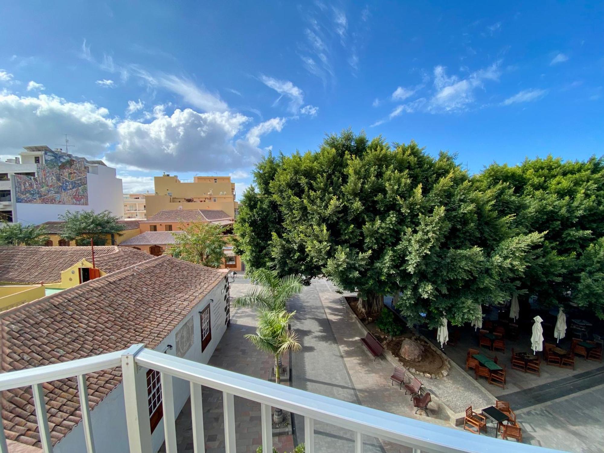 Ferienwohnung Vista Plaza - Exceptional Location Los Llanos De Aridane Exterior foto
